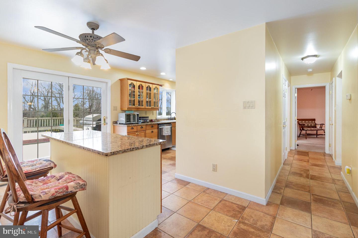 4229 Roundtop Rd Property Photo 8