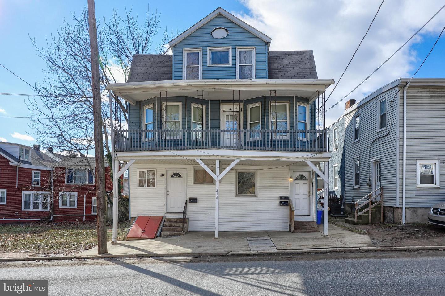 214 N Harrisburg St Property Photo