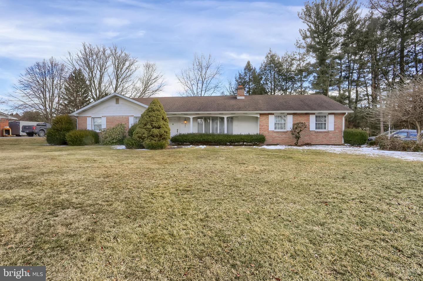 414 Berrysburg Rd Property Photo