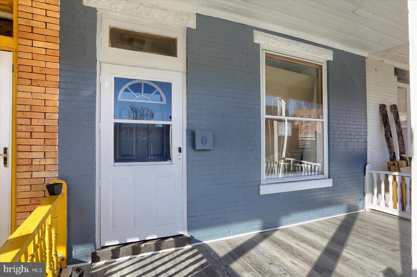 1910 N THIRD ST Property Photo 1