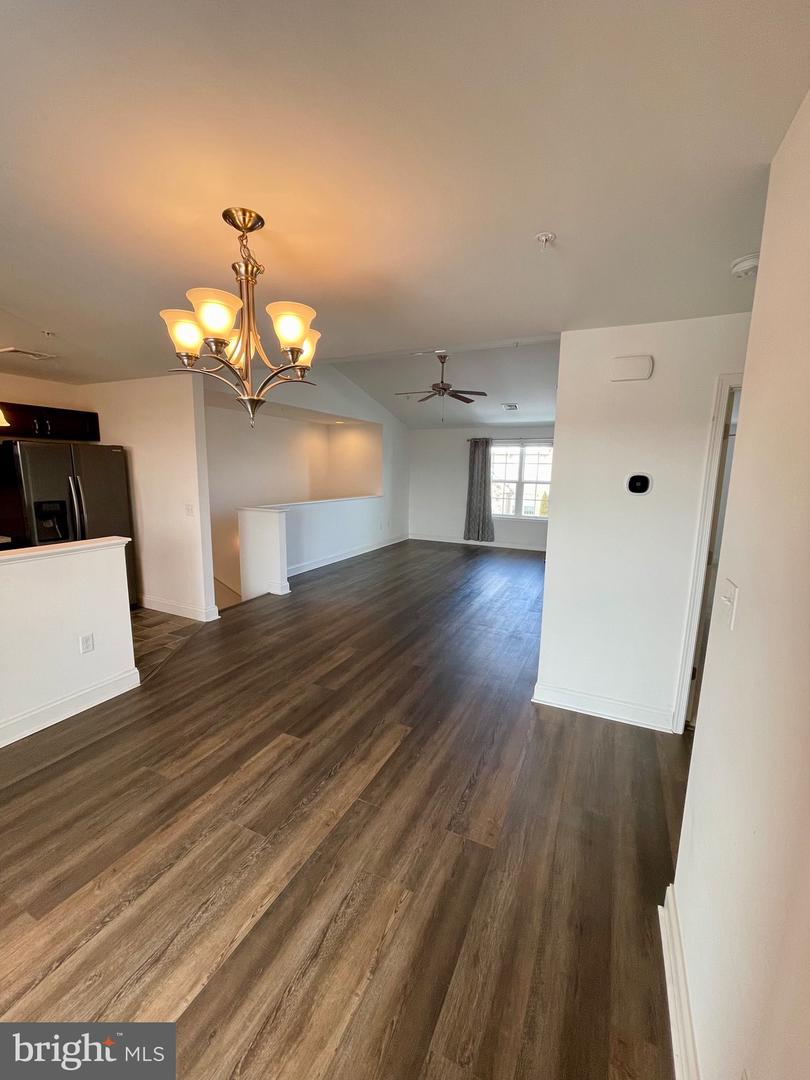 8431 Hilton St Property Photo 4