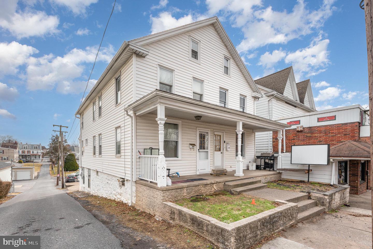 2617-2629 Herr St Property Photo 5