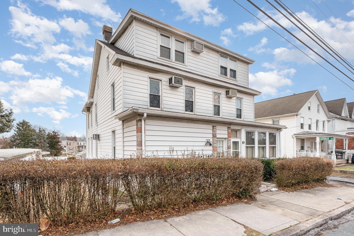 2617-2629 Herr St Property Photo 7