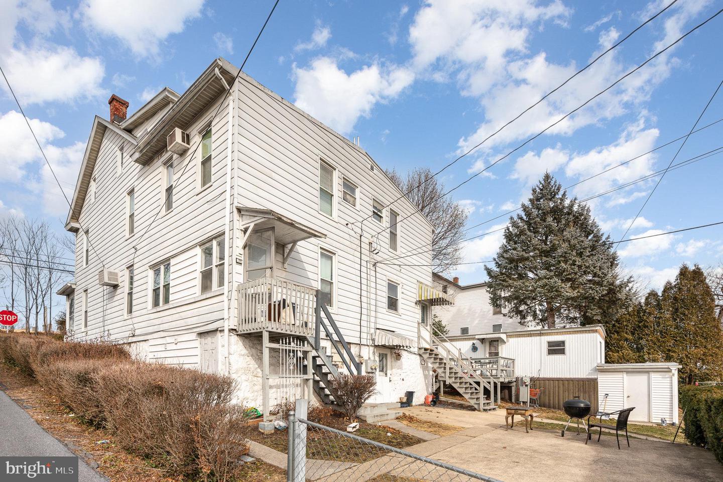 2617-2629 Herr St Property Photo 10