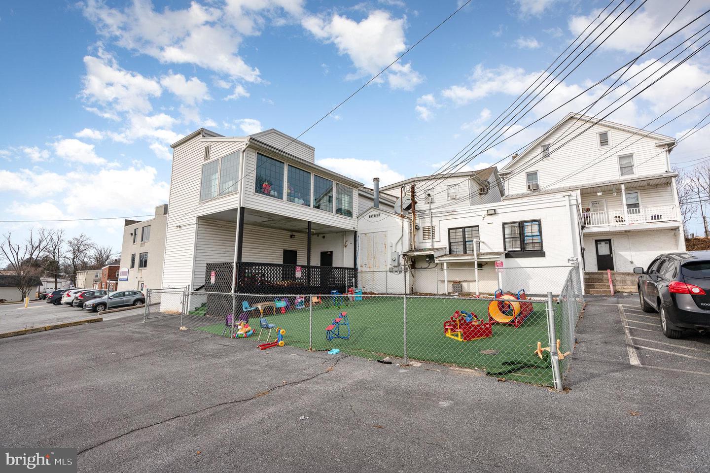2617-2629 Herr St Property Photo 15