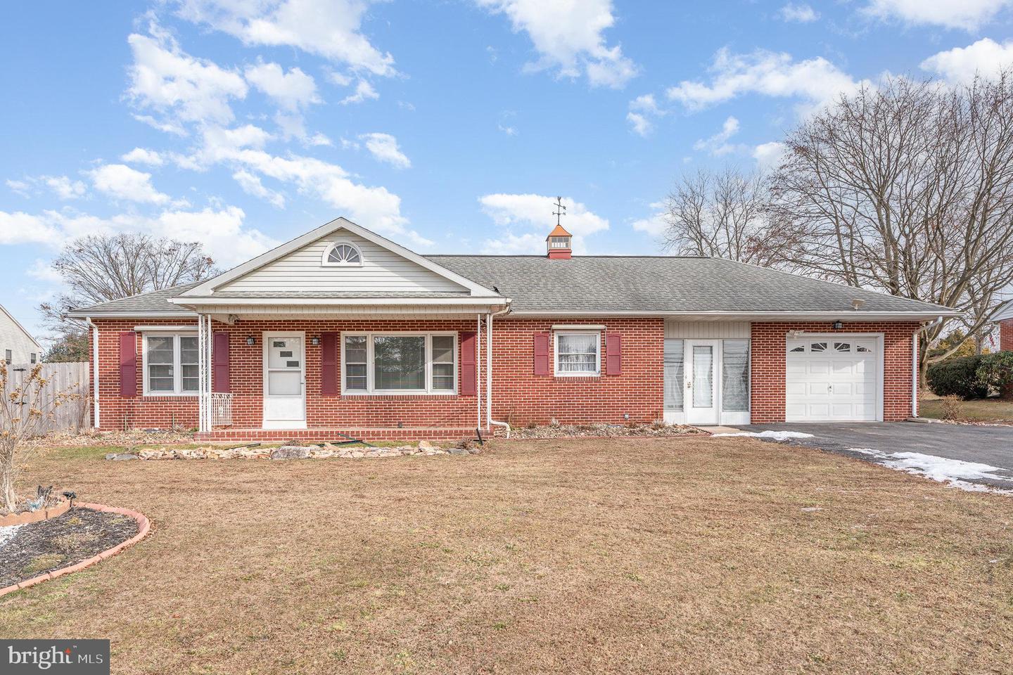 3723 Peters Mountain Rd Property Photo