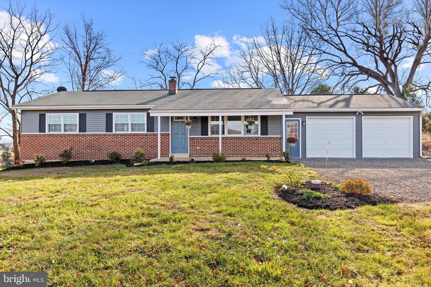 319 Spring Rd Property Photo
