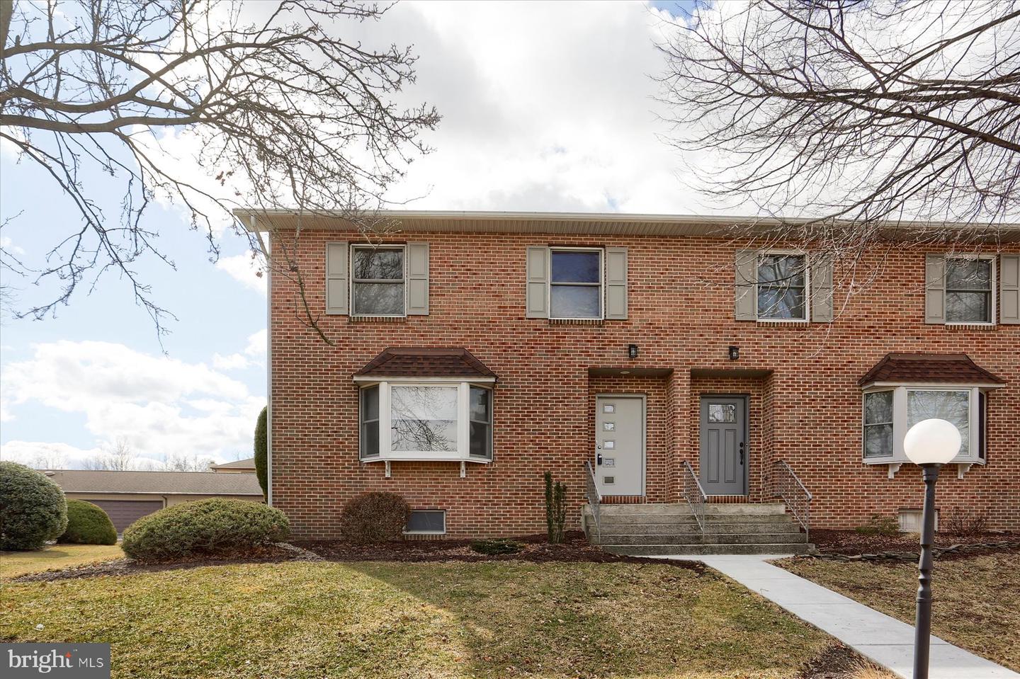 3857 Laraby Dr Property Photo 1