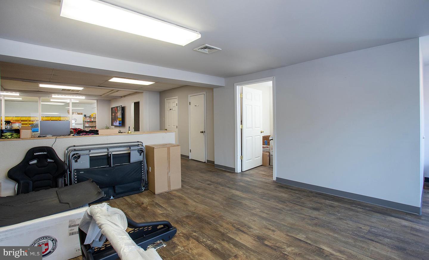 2200 Woodview Dr #unit B Property Photo 10
