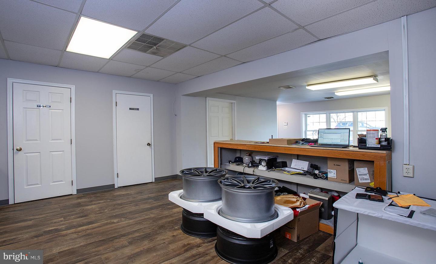 2200 Woodview Dr #unit B Property Photo 16