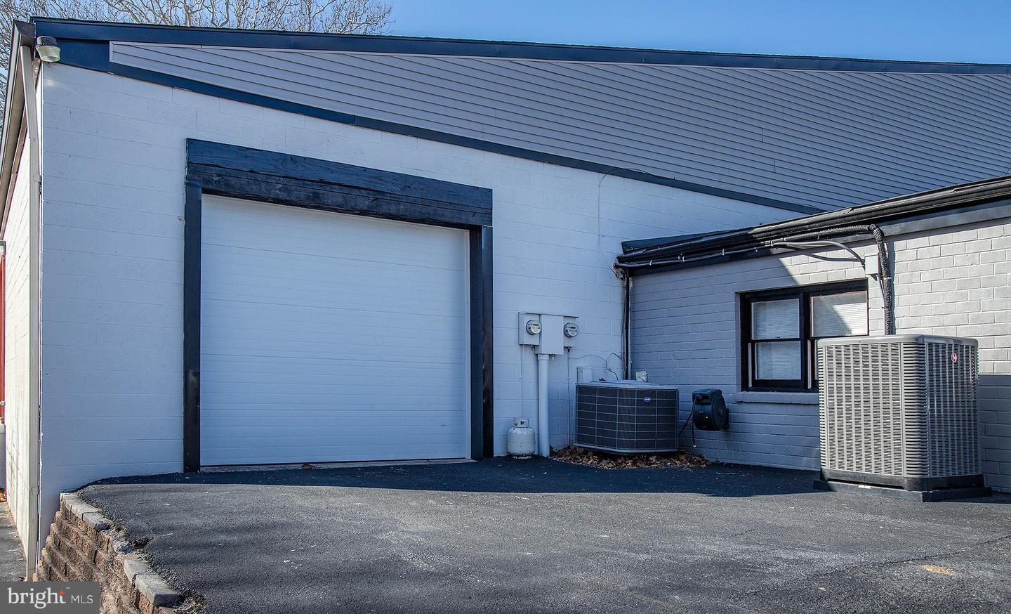 2200 Woodview Dr #unit B Property Photo 35