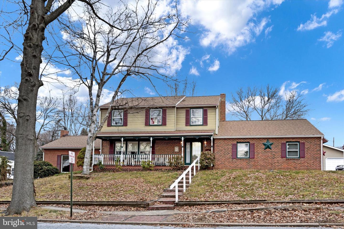 125 Bailey St Property Photo