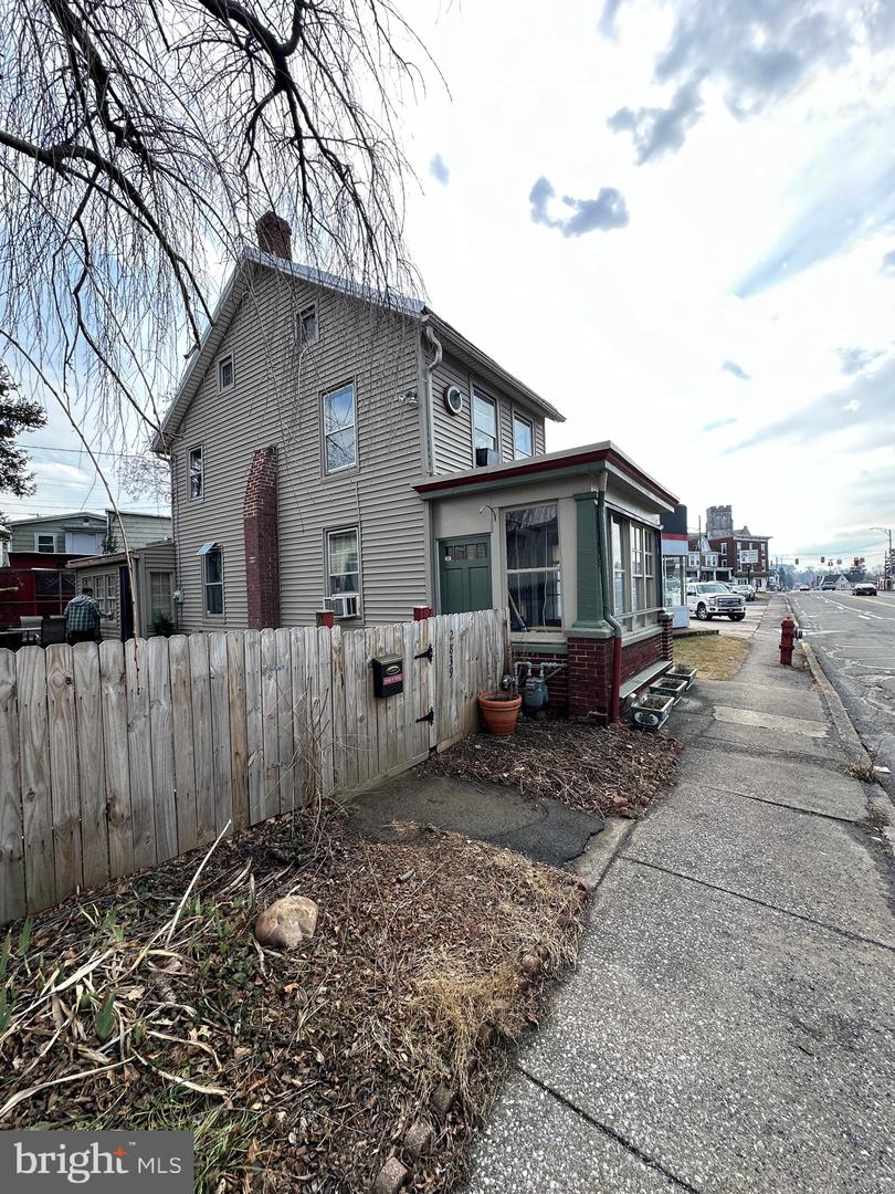 2839 Walnut St Property Photo