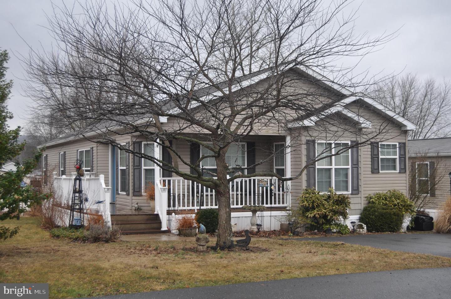 16 Railway Ave Property Photo