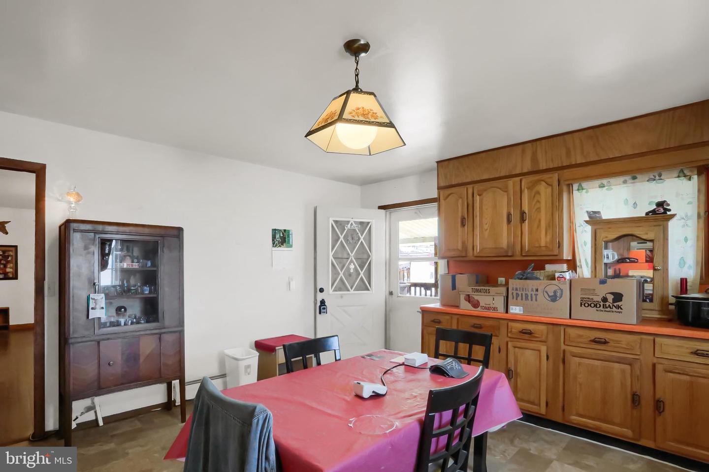 641-645 Main St Property Photo 10