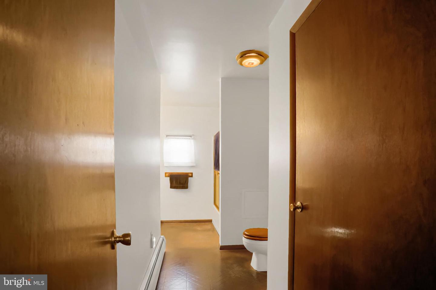 641-645 Main St Property Photo 25