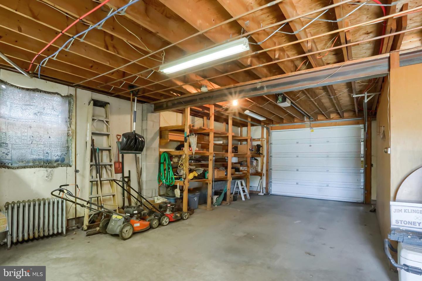 641-645 Main St Property Photo 30
