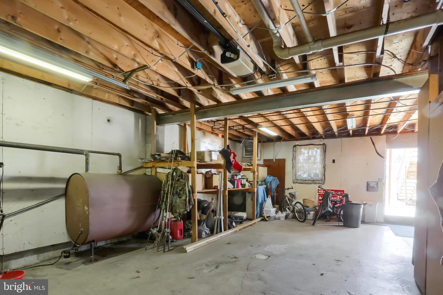 641-645 Main St Property Photo 31