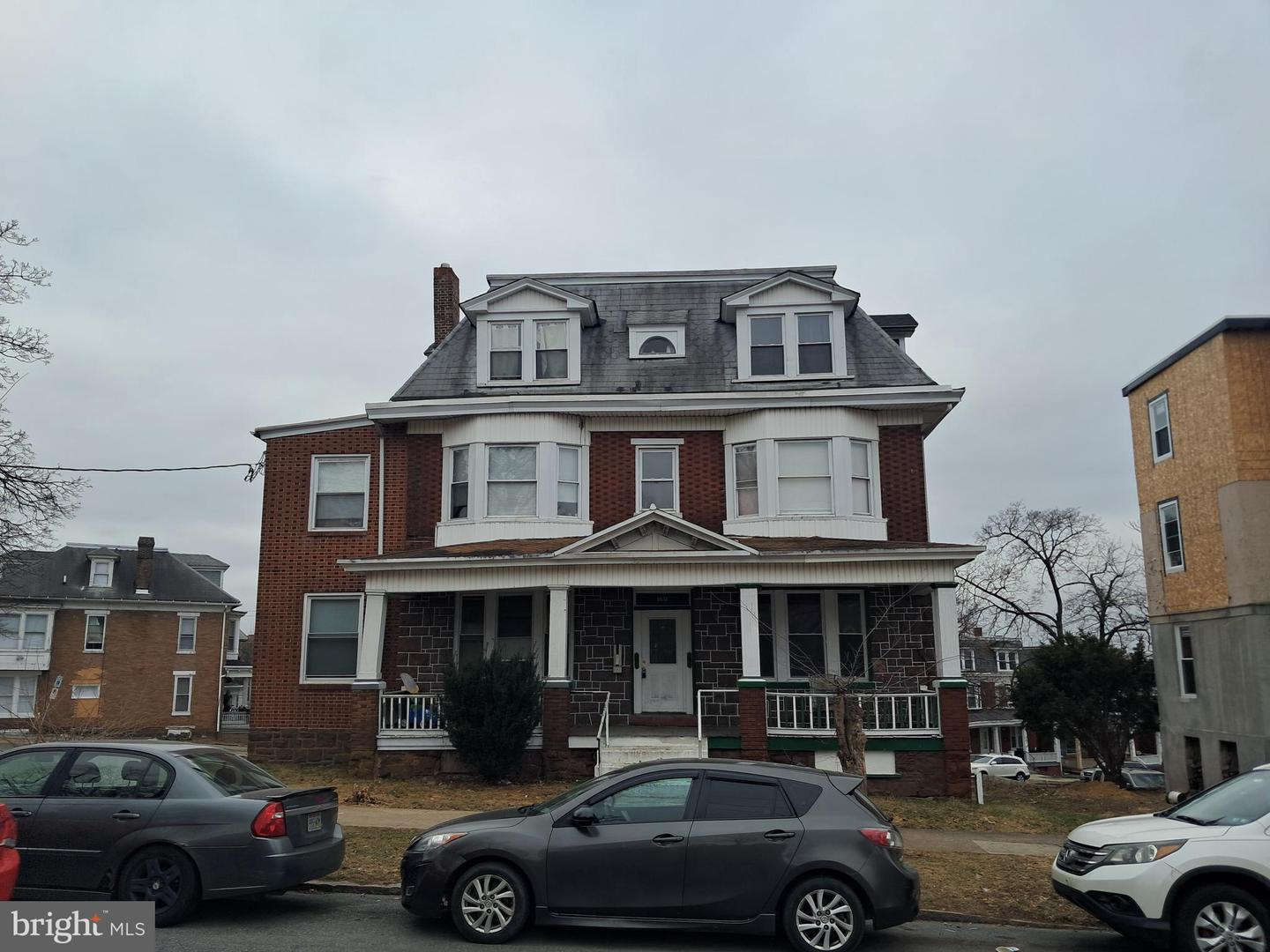 1851 Whitehall St Property Photo