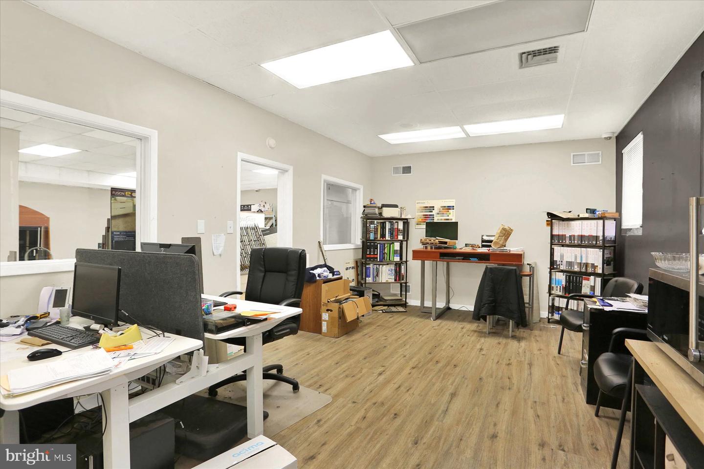 1915 Lenox St Property Photo 14