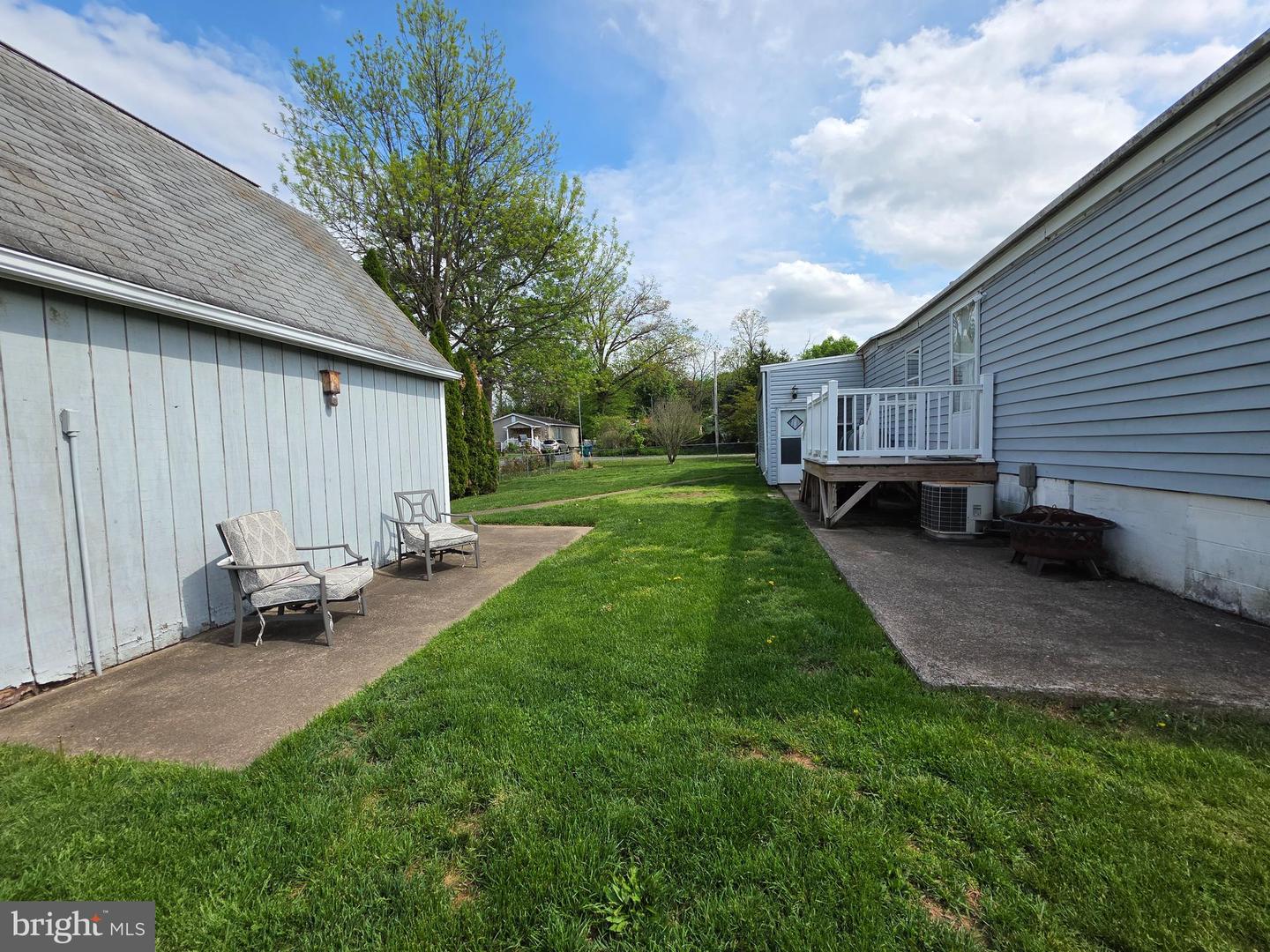 5556 Poplar St Property Photo 16