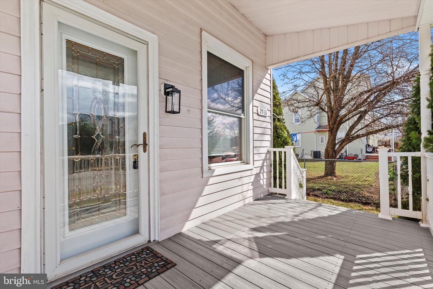 17113 Real Estate Listings Main Image