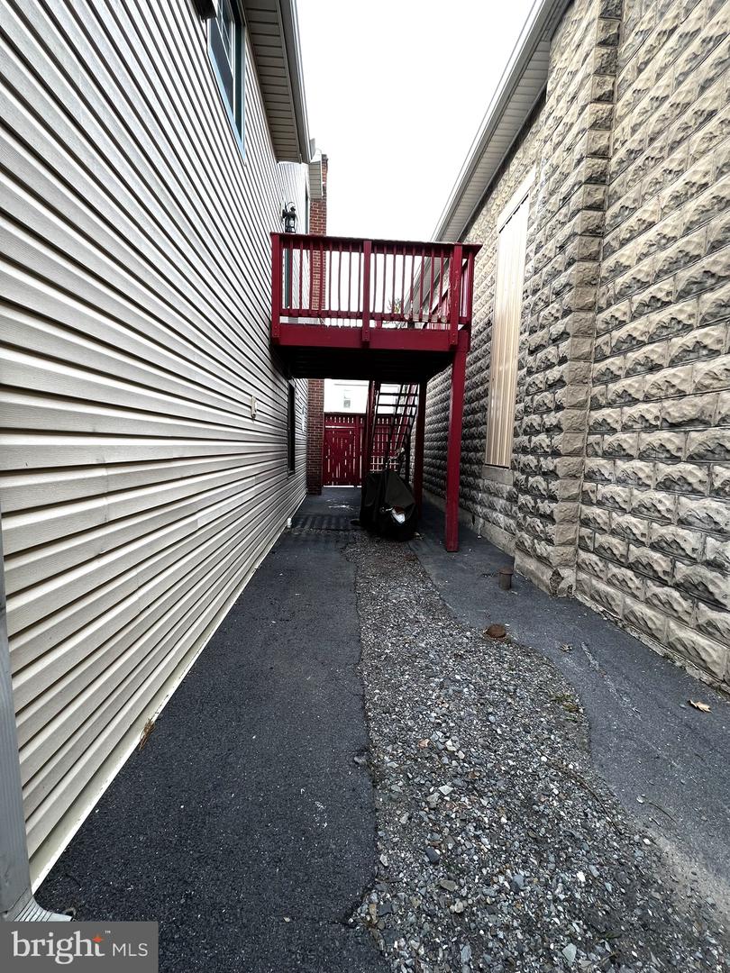 207 Market St Property Photo 45