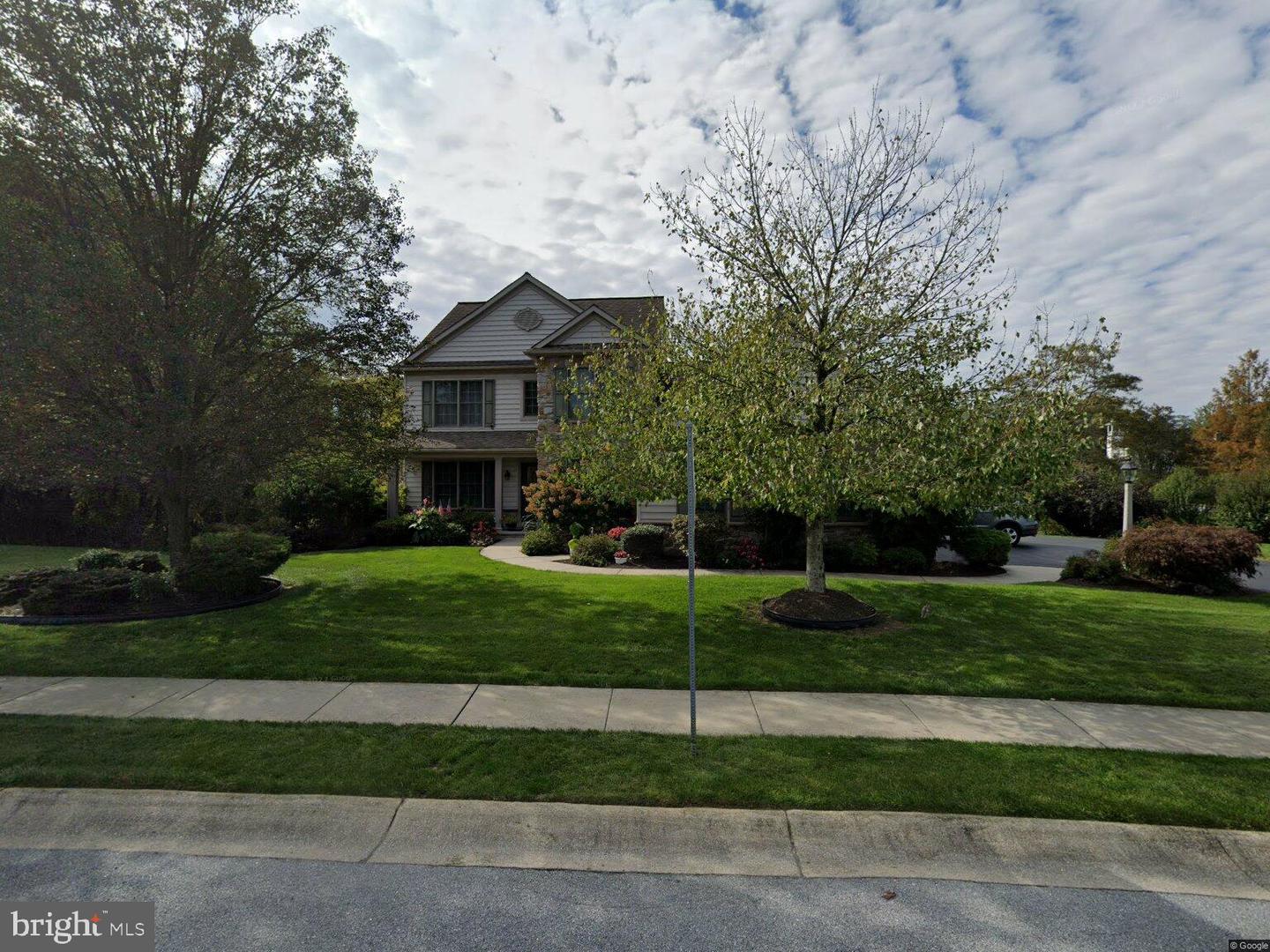 300 Woodruff Way Property Photo 1