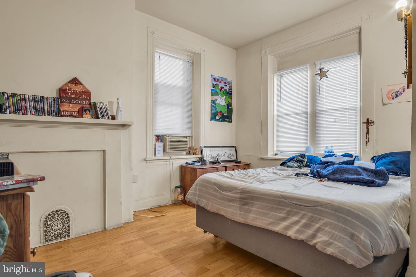 1418 State St Property Photo 5