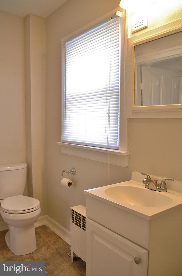 537 2nd St Property Photo 22