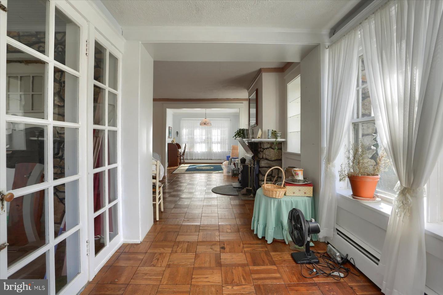 4 Hillside Rd Property Photo 19