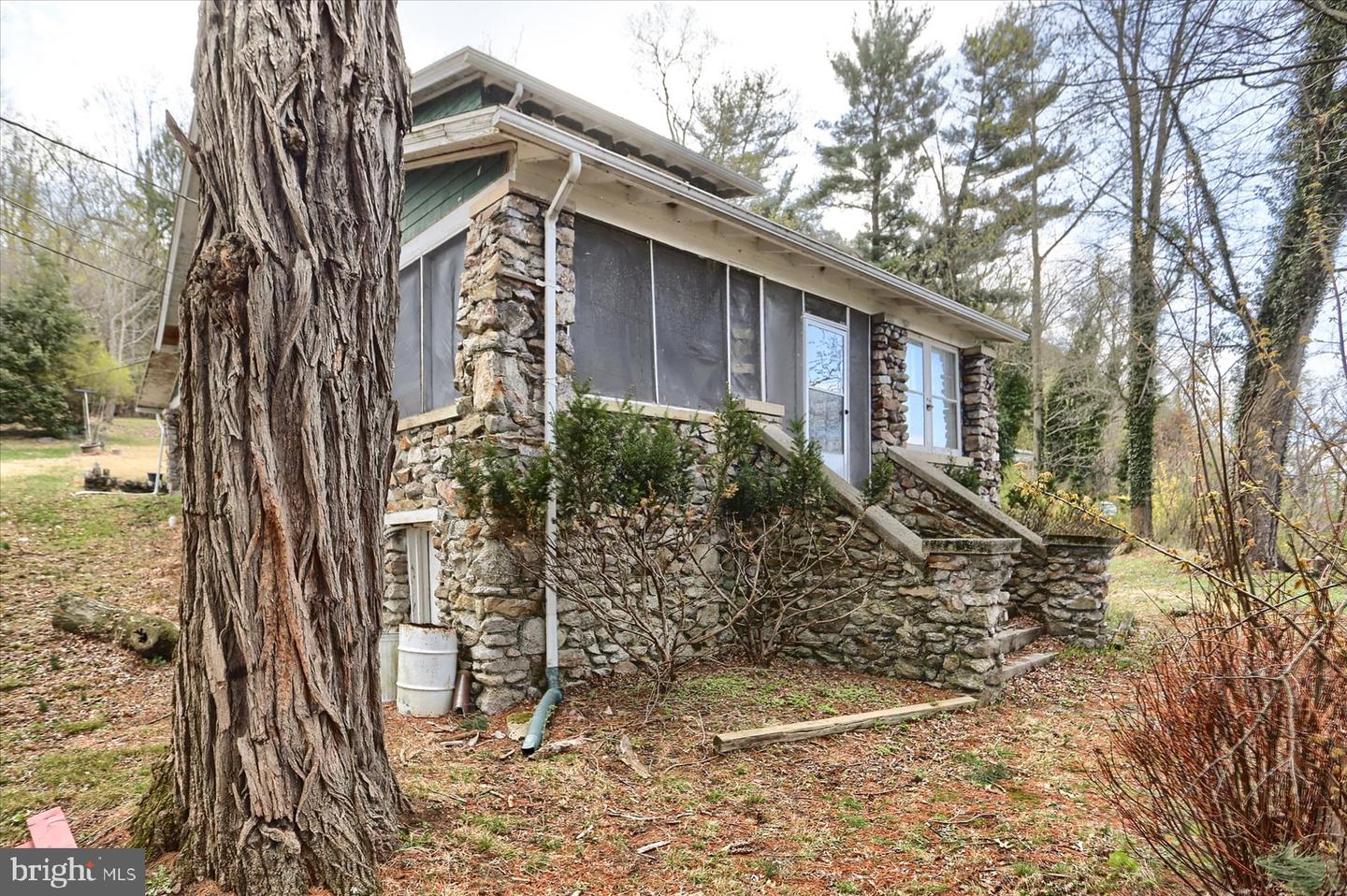 4 Hillside Rd Property Photo 29
