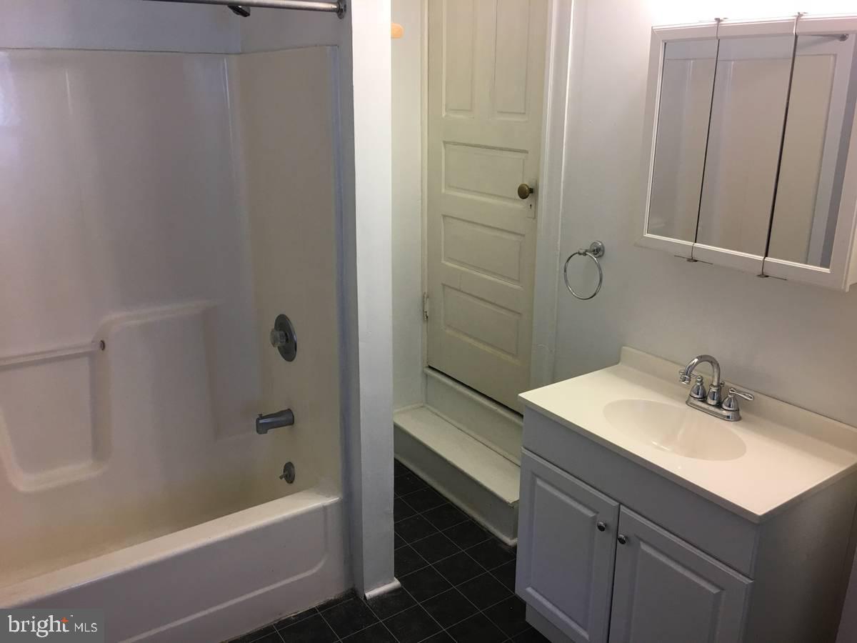 109 Boas St Property Photo 8