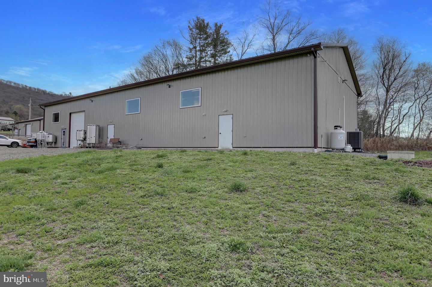 596 Harman Rd Property Photo 48
