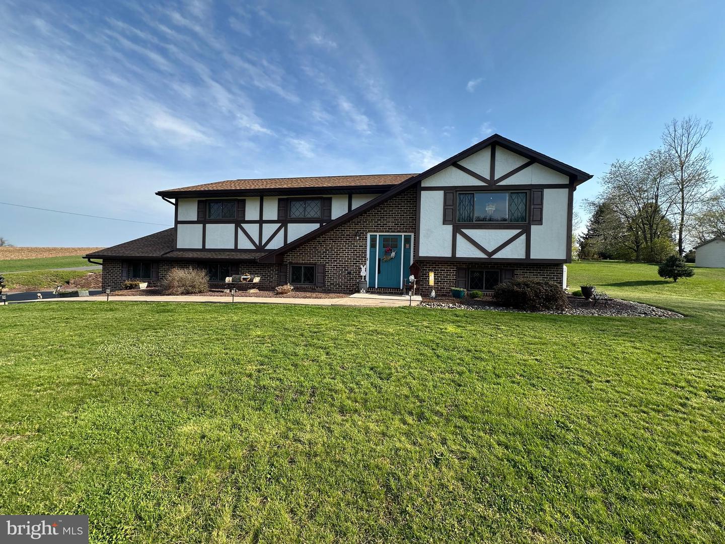 406 Summers Rd Property Photo