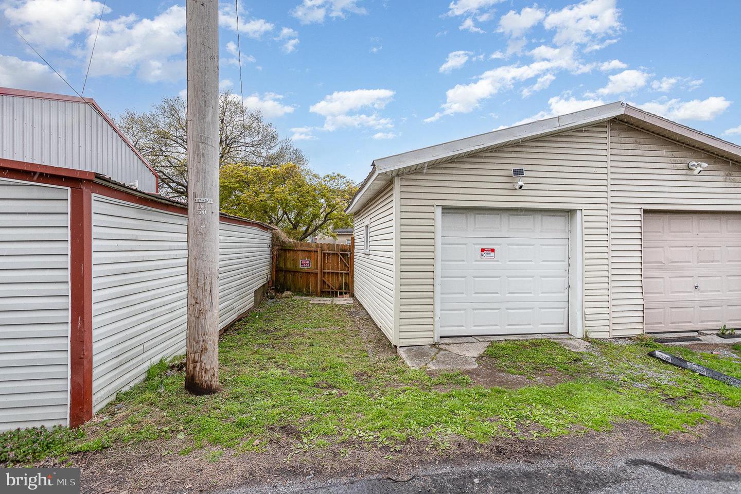 154 N Catherine St Property Photo 25