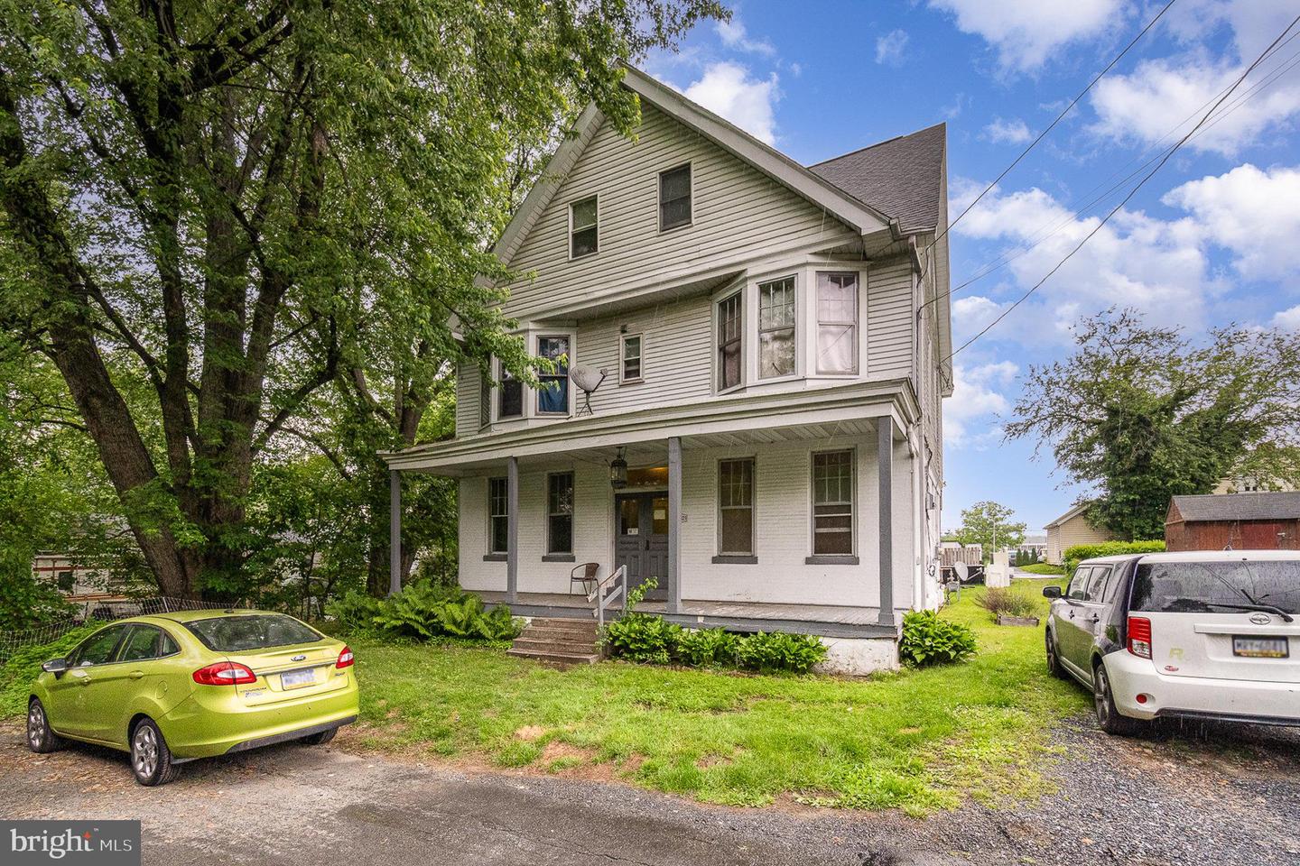 3421 Florence St Property Photo 2