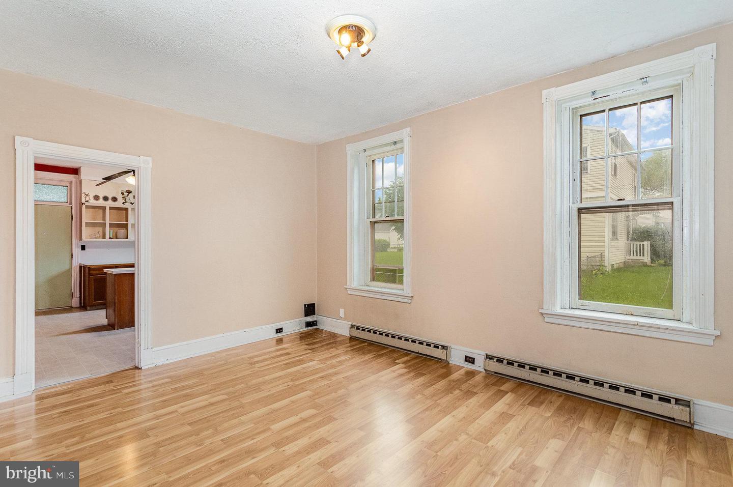 3421 Florence St Property Photo 5