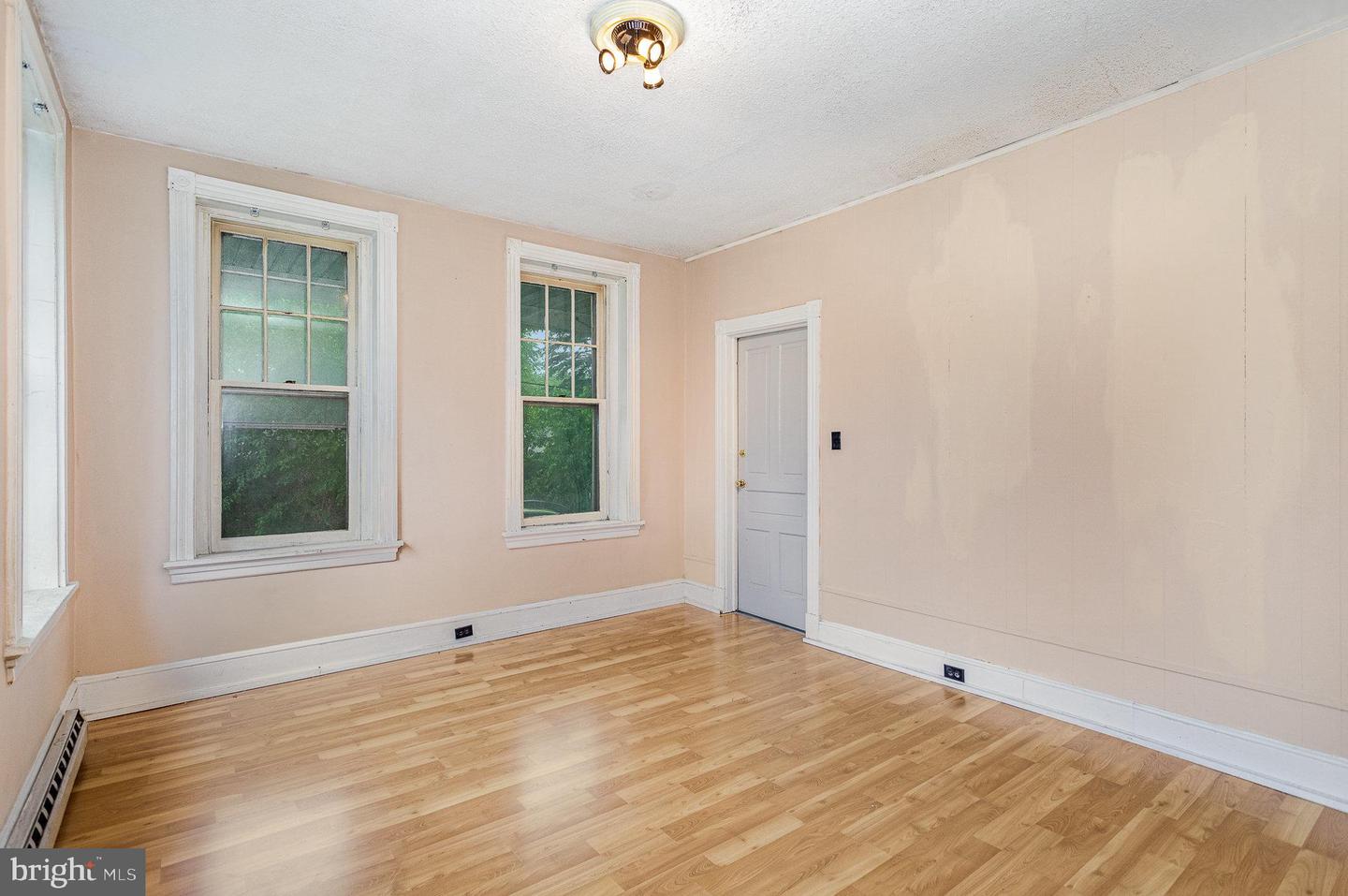 3421 Florence St Property Photo 6