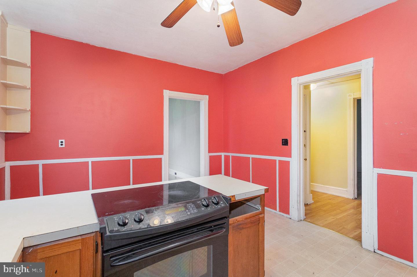 3421 Florence St Property Photo 10