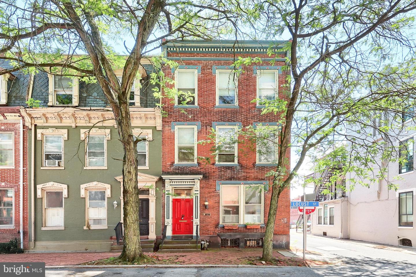 115 Locust St Property Photo 1