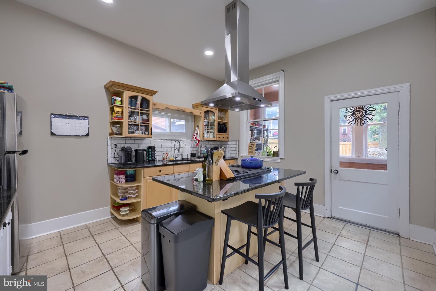 258 Herr St Property Photo 15