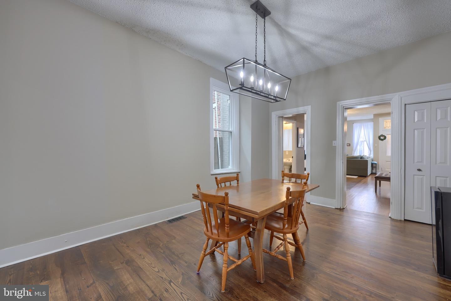 258 Herr St Property Photo 21