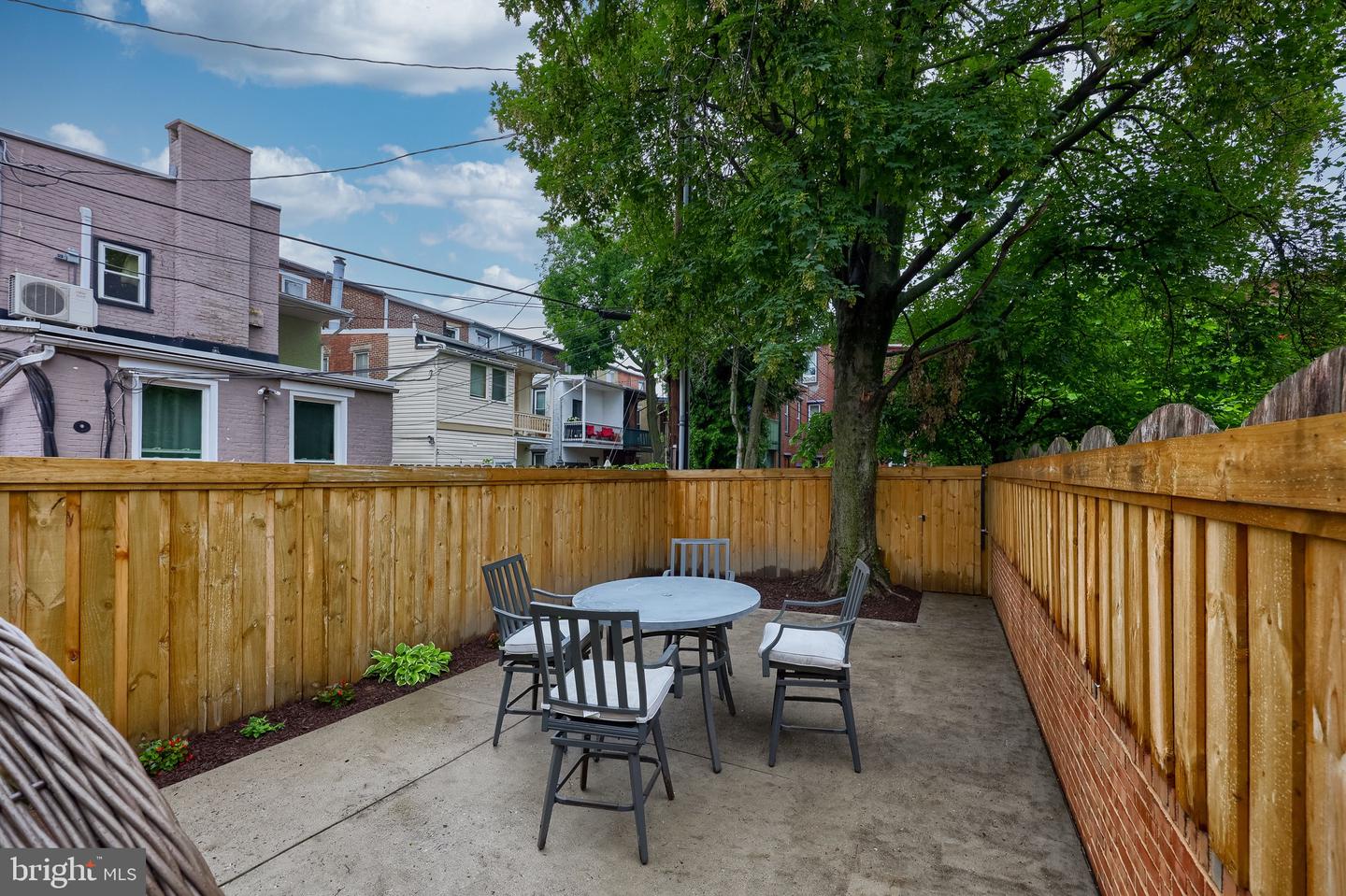 258 Herr St Property Photo 42