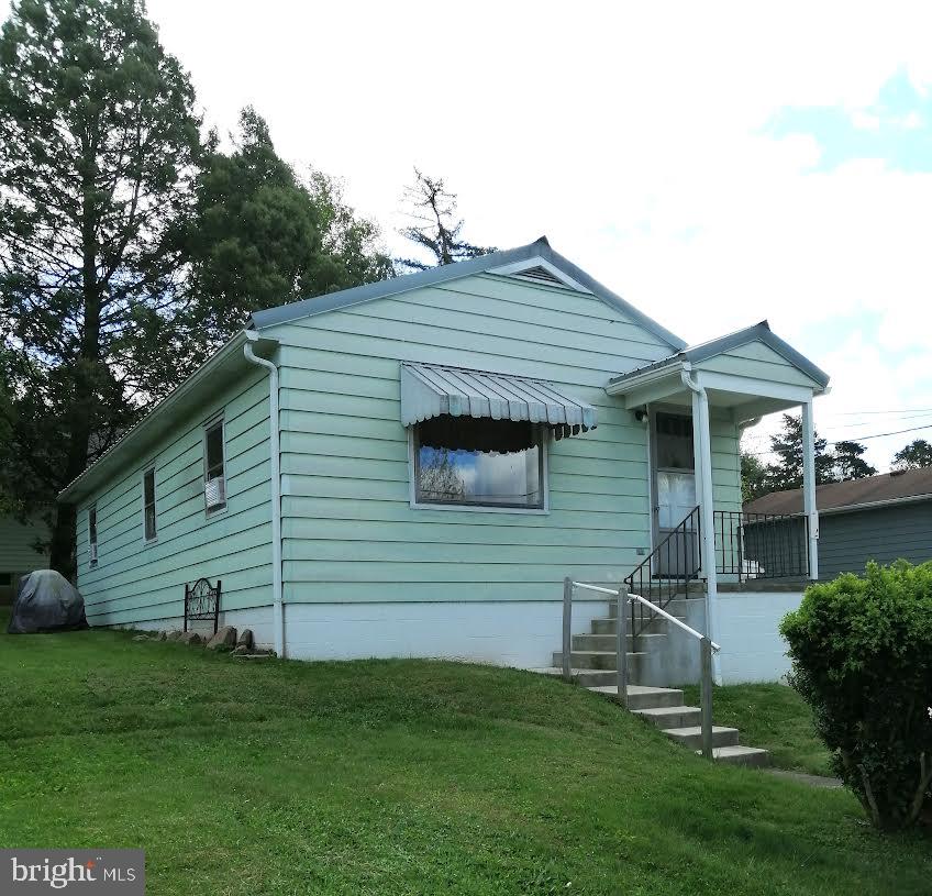 732 Blasser St Property Photo 1