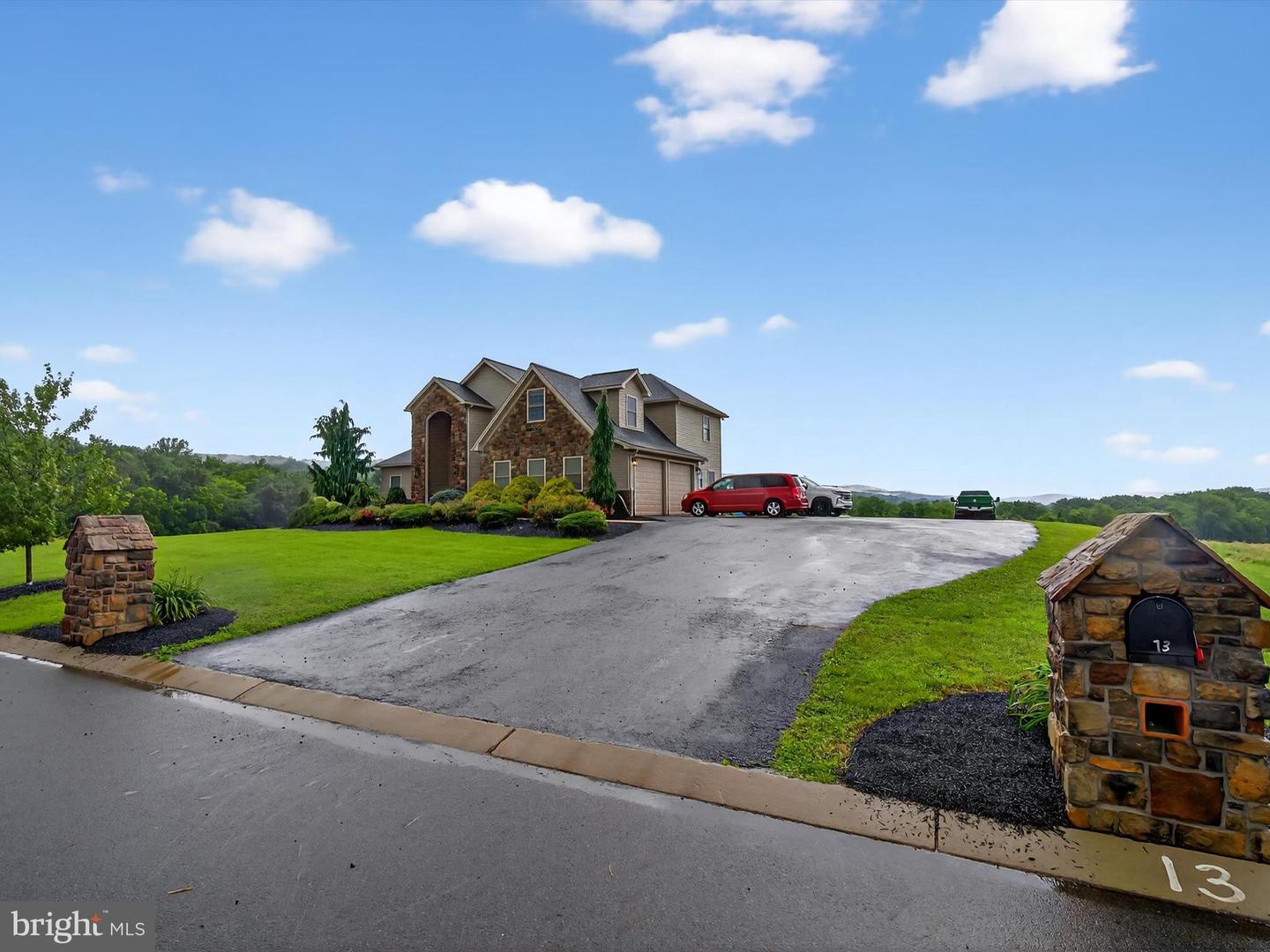 13 Pheasant Hill Dr Property Photo 7