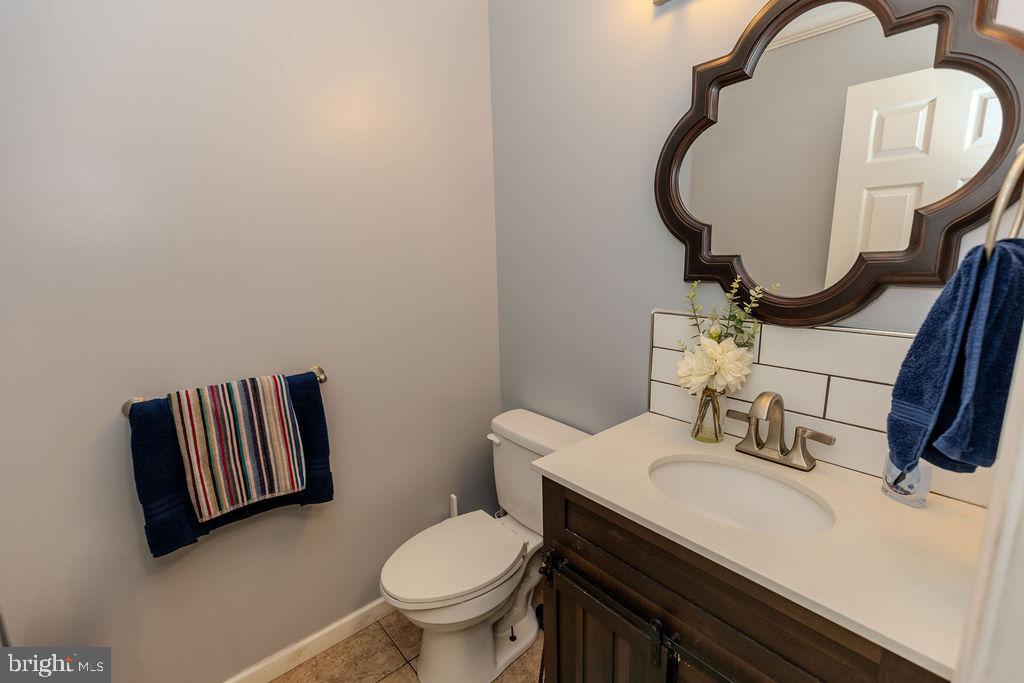 2407 Brown St Property Photo 16