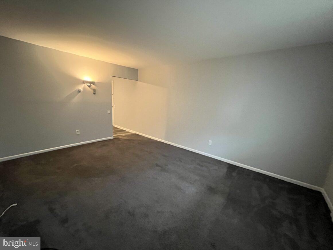 6890 Clearfield St Property Photo 32
