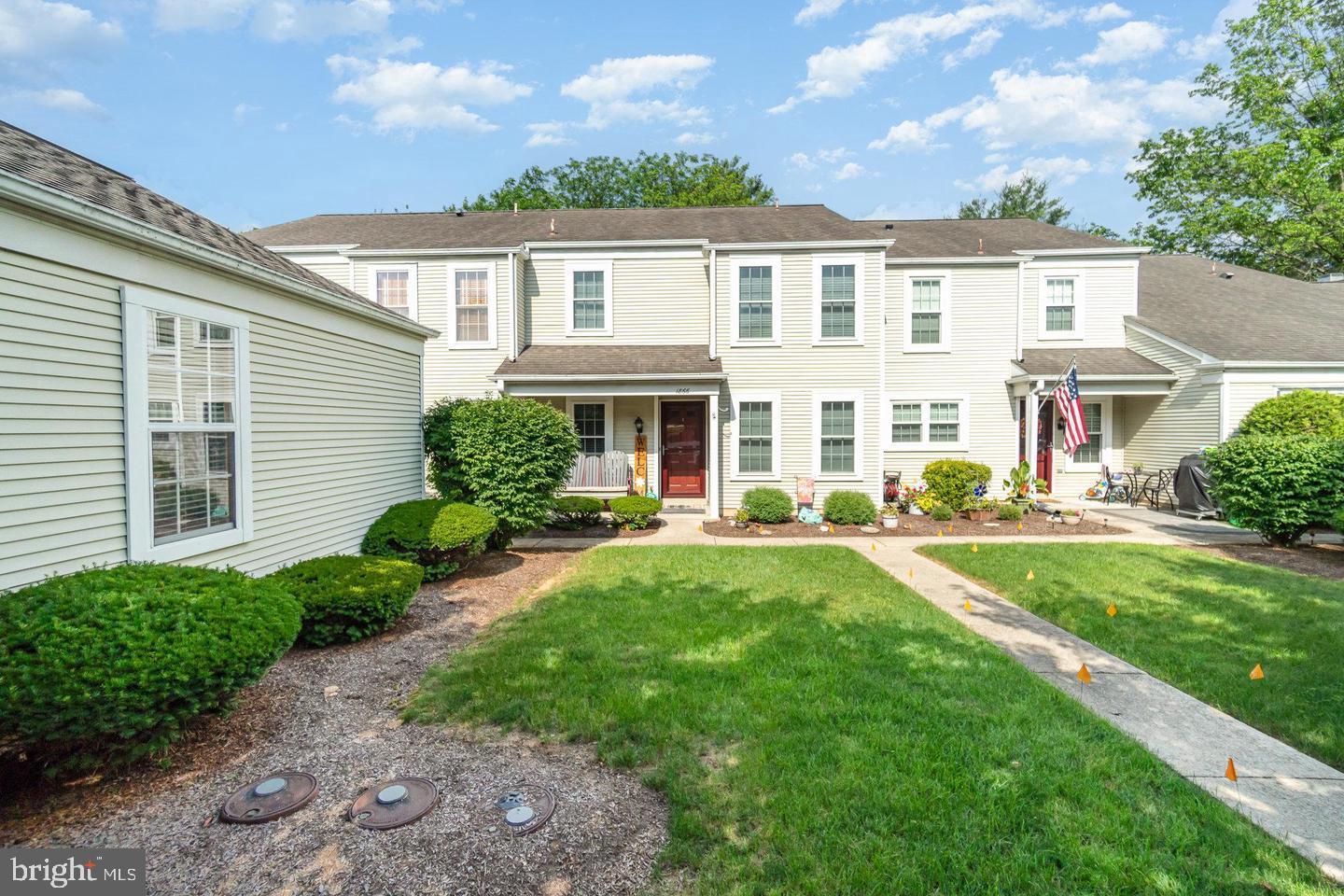 1866 Wexford Rd Property Photo 1