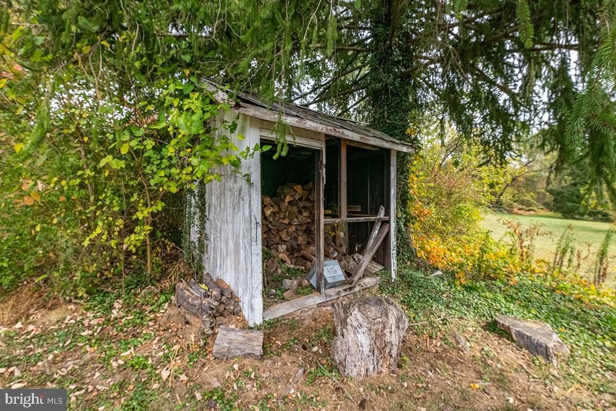 3059 Peters Mountain Rd Property Photo 7